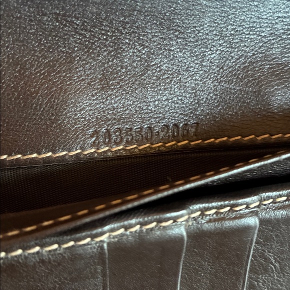 Vintage Gucci Heart Wallet - Picture 9 of 15